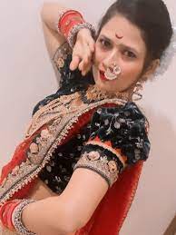 Gatami Patil- viral-Maharastra- Lavani- TRaditional-Dancer-